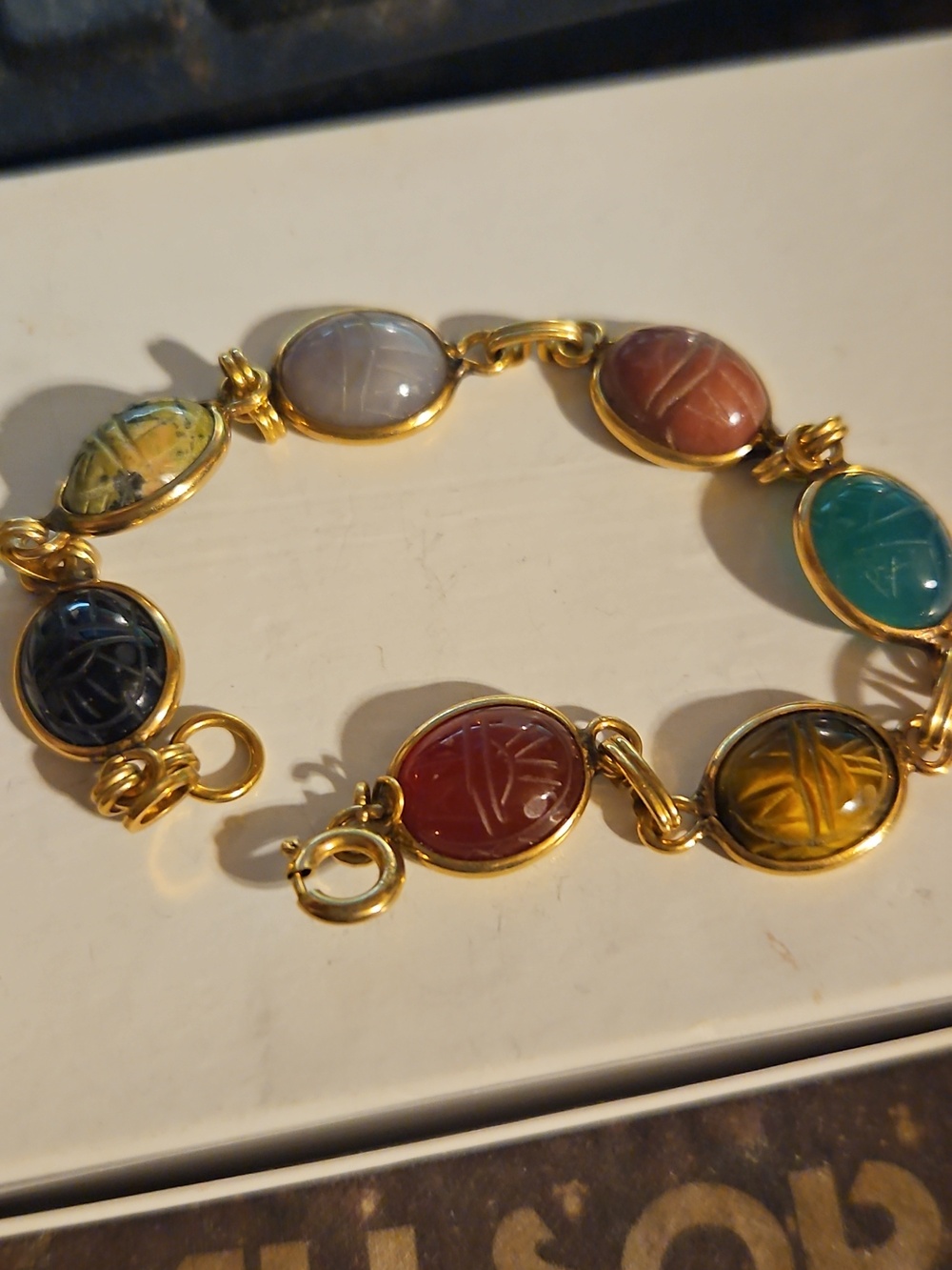 1/20 12k Gold Filled Lucite Beetle Scarab Bracelet. - Picture 2 of 3